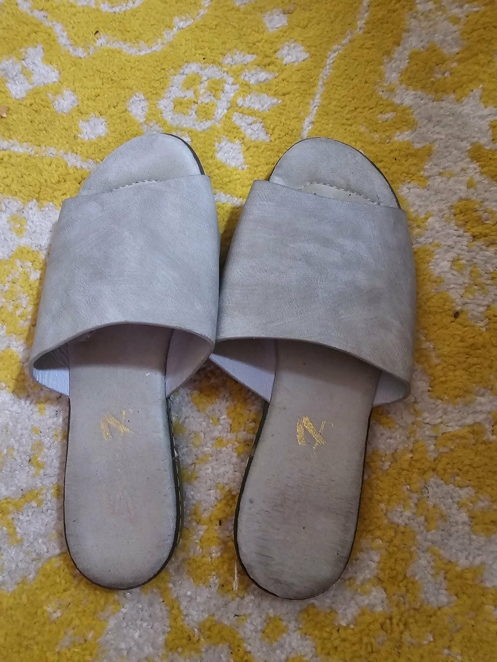 Seven7 Light Gray Slide Mules